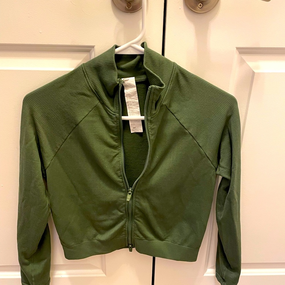Fabletics cropped zip jacket